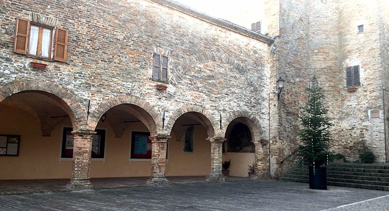 moresco-maschera-contrasto