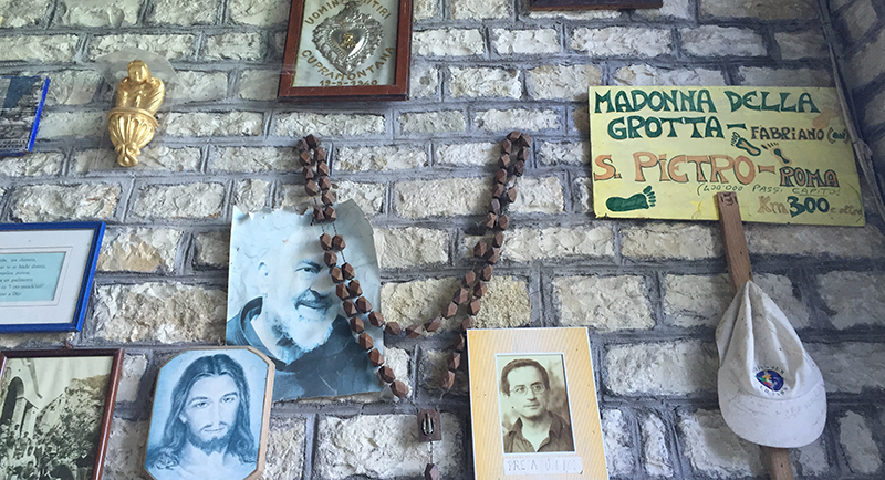 santuario-madonna-grotta-4