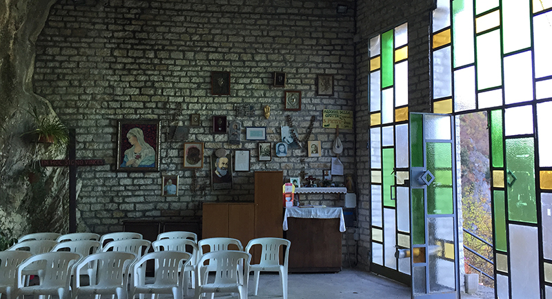 santuario-madonna-grotta